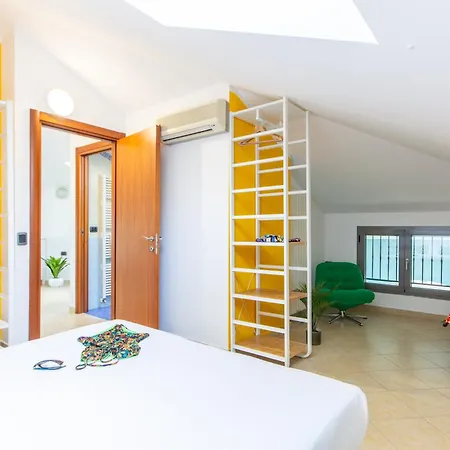 Desi Apartman Riccione